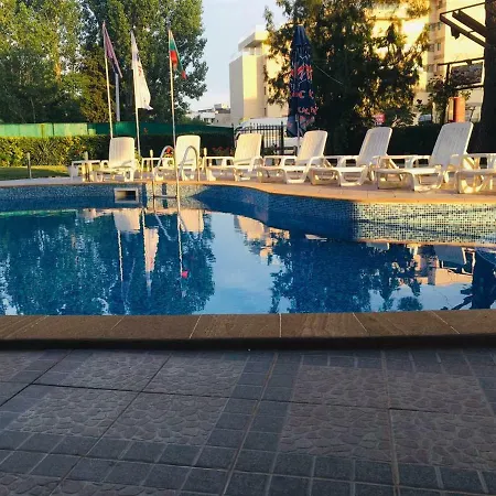 דירה Studio Close To The Beach